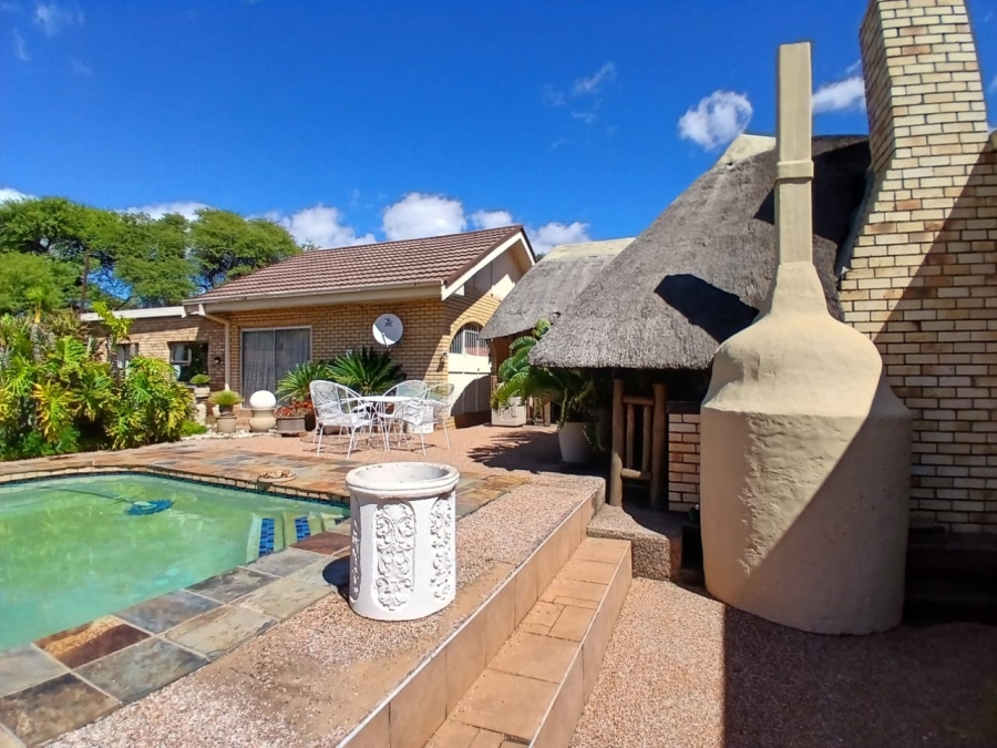4 Bedroom Property for Sale in Kuruman Northern Cape